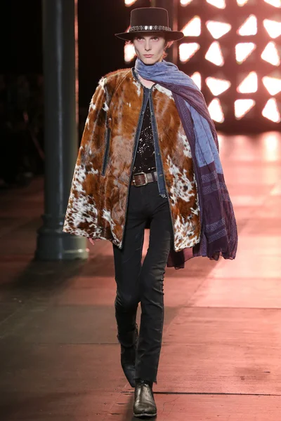 Look 47